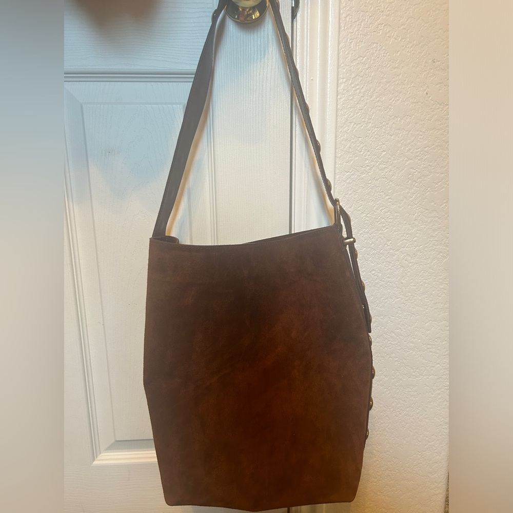Madewell The Essential Bucket Tote